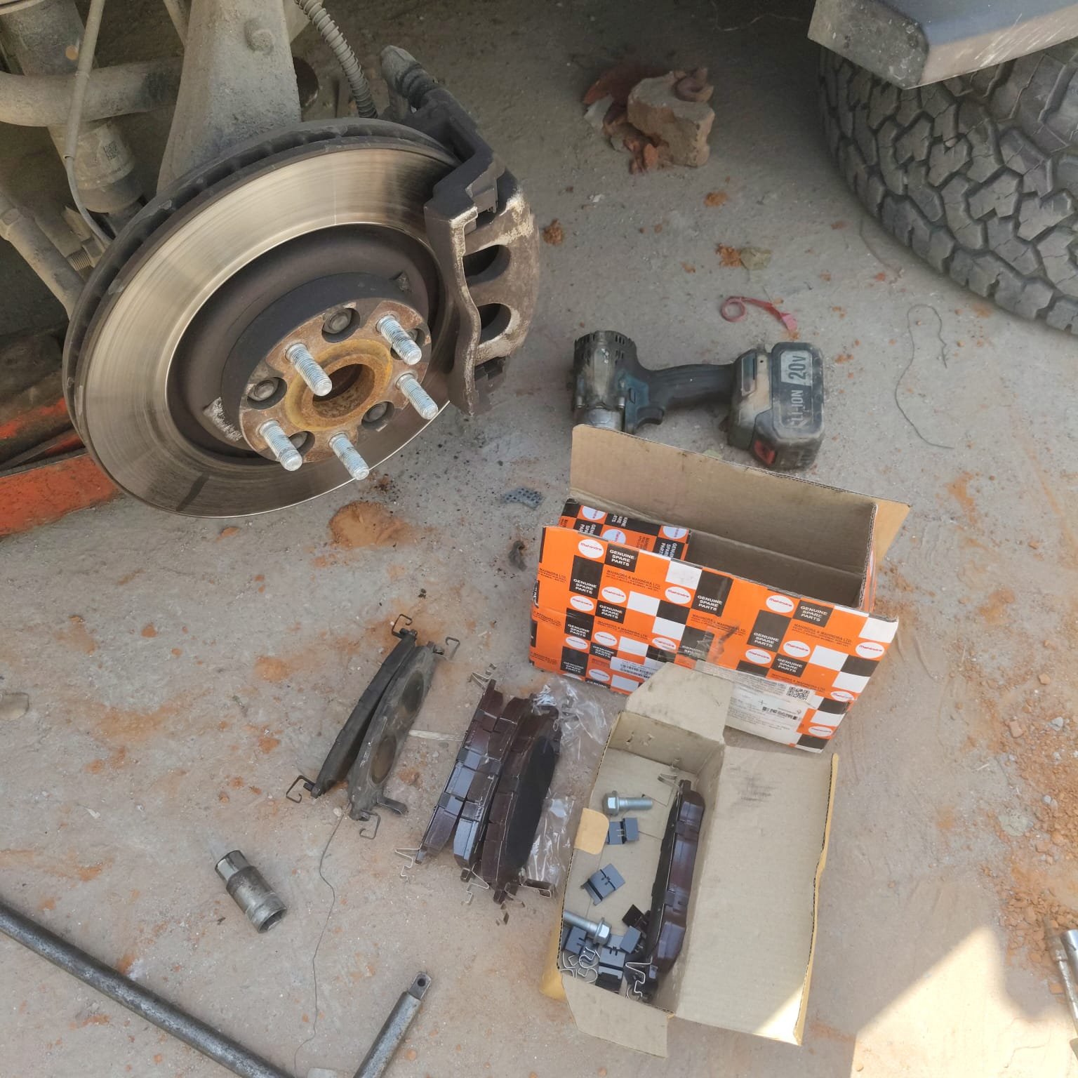 Amit Motors Workshop Photo 42